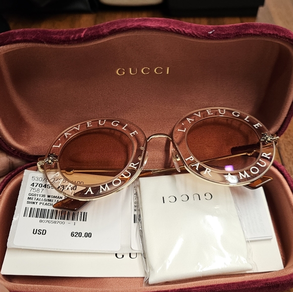 Gucci Sunglasses - Picture 2 of 3